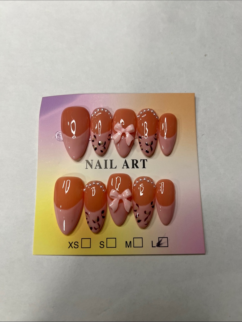 Nail Art Press-On Set in Peach Pink with Bow Accent size L